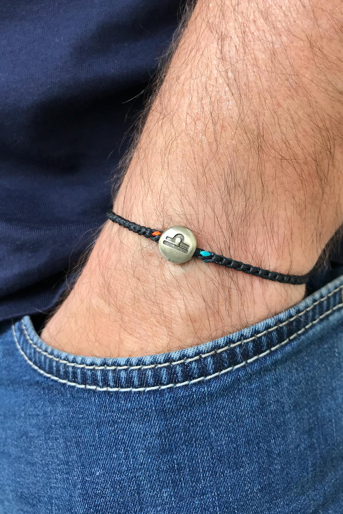 FRNCH Terazi Burcu Gümüş Renk El Örmesi Siyah İpli Erkek Bileklik FRJ20116-216-K