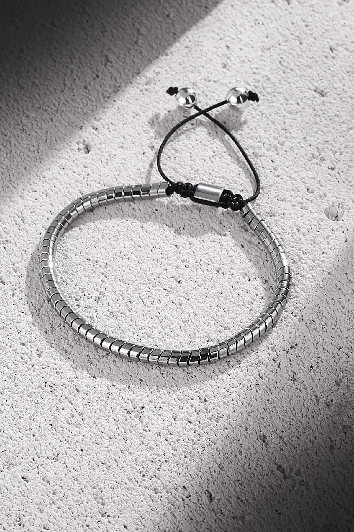 FRNCH Yılan Kesim Gümüş Renkli Hematit Ayarlanabilir Makrome Erkek Bileklik FRJ11254-1354-A