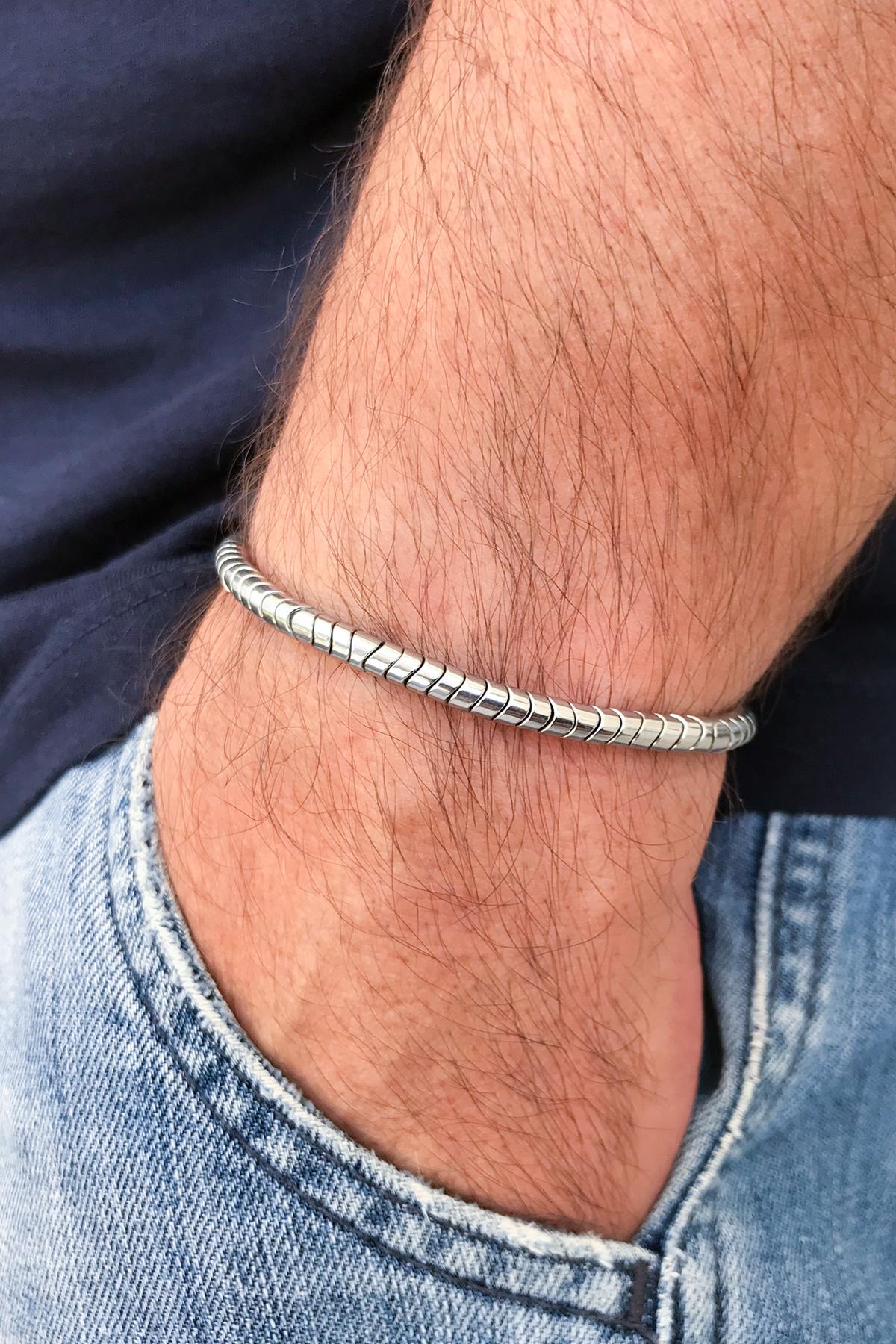 FRNCH Yılan Kesim Gümüş Renkli Hematit Ayarlanabilir Makrome Erkek Bileklik FRJ11254-1354-A