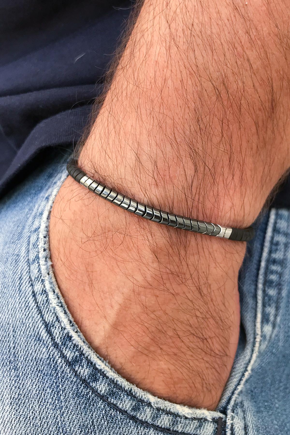 FRNCH Yılan Kesim Siyah-Füme Renkli Hematit Ayarlanabilir Makrome Erkek Bileklik FRJ11254-1354-B2B