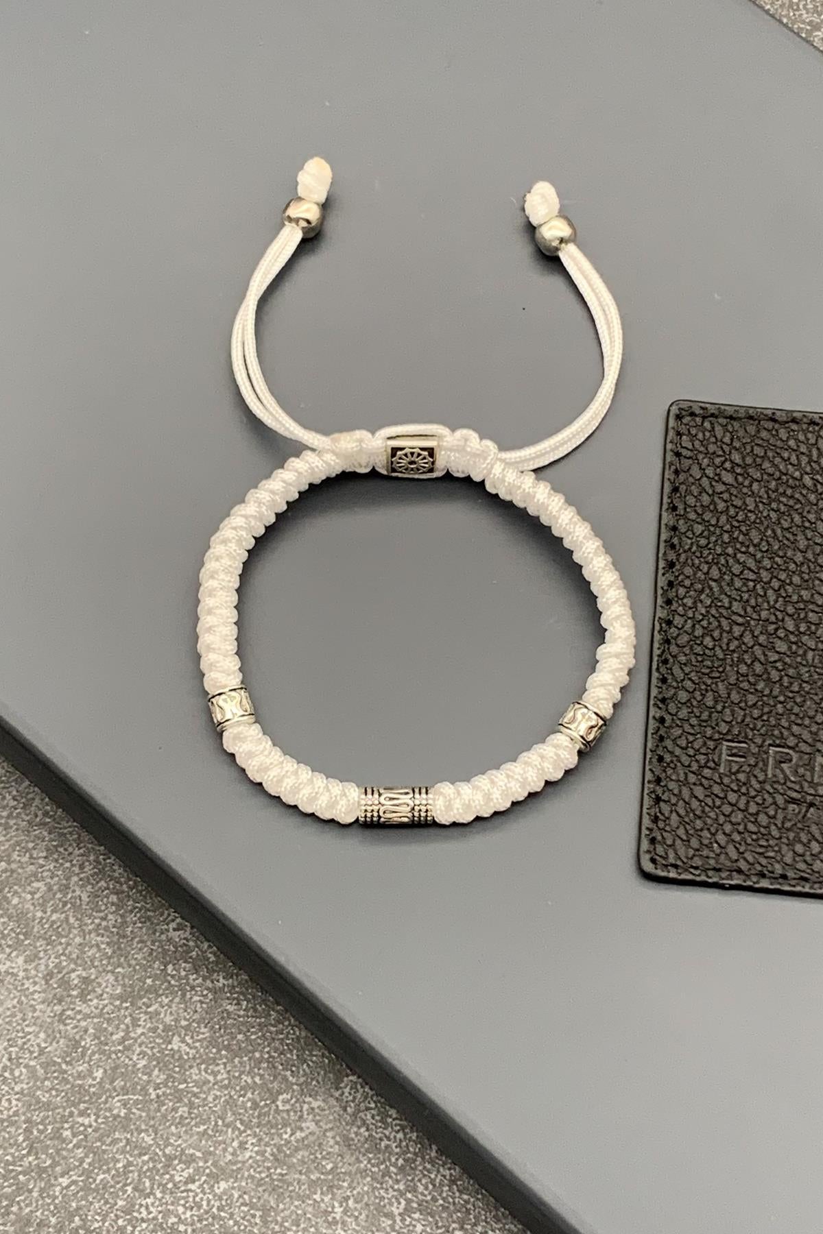 FRNCH Yılan Örme Model Beyaz Renkli Ayarlanabilir Makrome Erkek Bileklik FRJ11605-1705-B