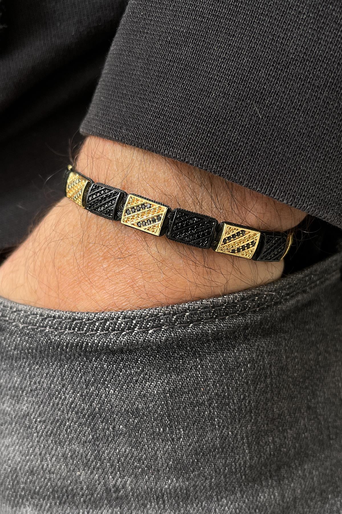 FRNCH Zirkon Taşlı Gold Renkli Handmade Makrome Erkek Bileklik FRJ11091-1191-G
