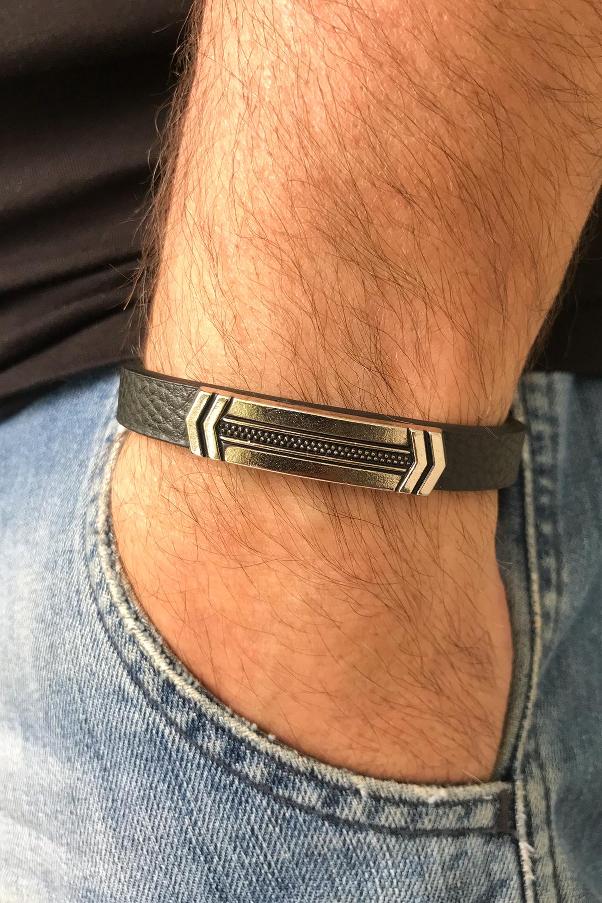 NOON Figürlü Siyah Renk Deri Erkek Bileklik NN1398