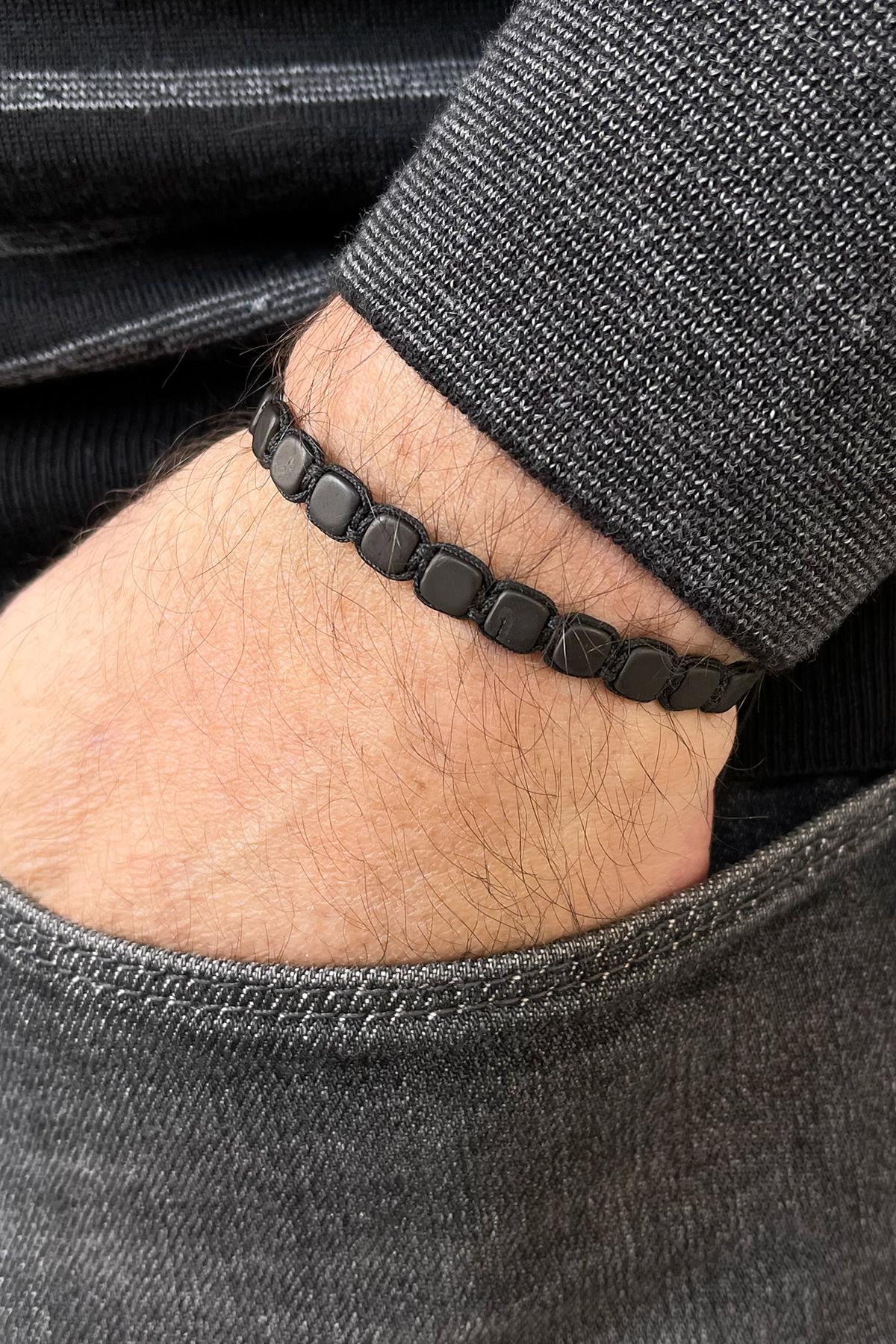 NOON Hematit Taşlı Siyah Renkli Ayarlanabilir Makrome Erkek Bileklik NN1482