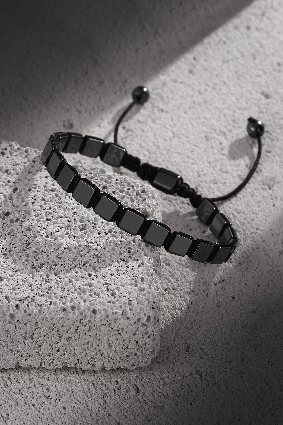 NOON Kare Hematit Doğal Taşlı Füme Renkli Ayarlanabilir Makrome Erkek Bileklik NN1465