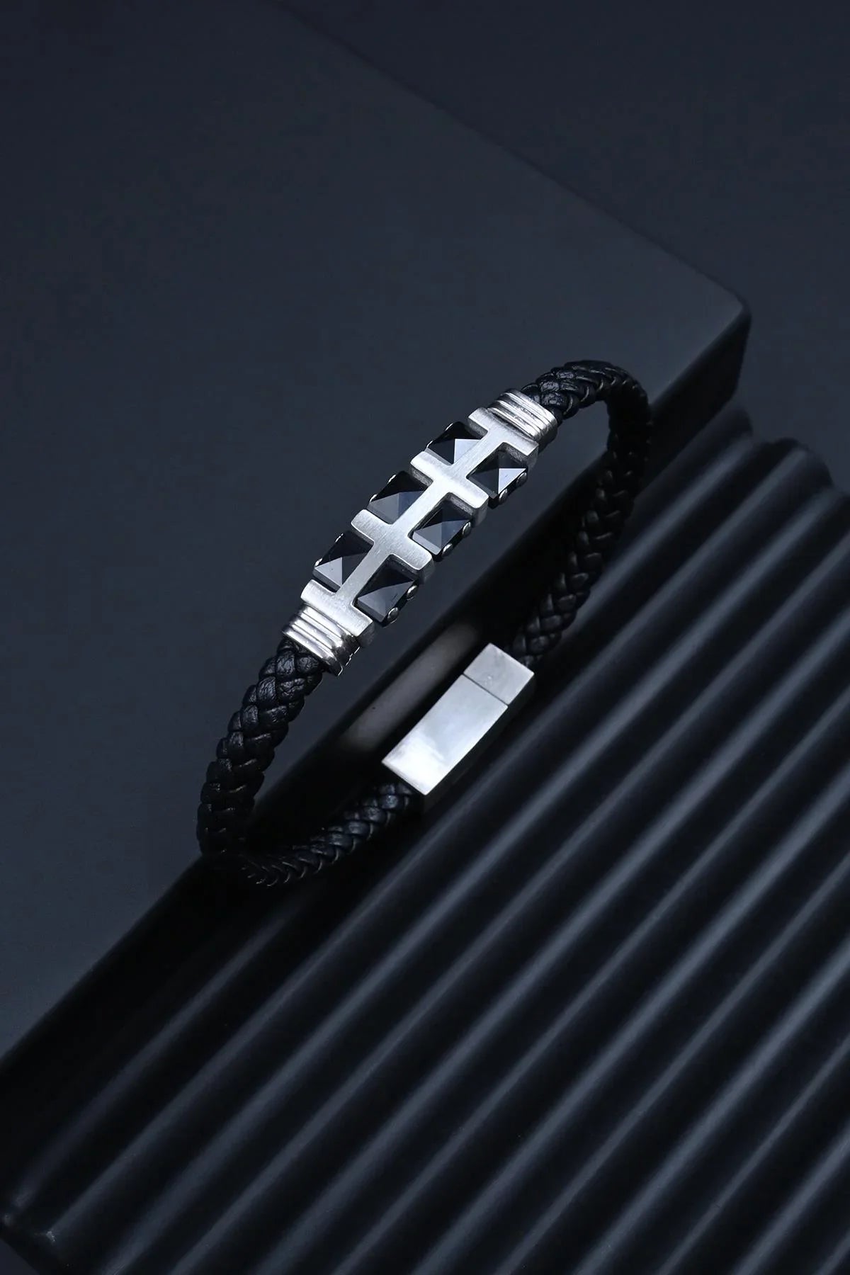 FRNCH 316L Çelik ve Derili Gümüş Renk Erkek Bileklik FRJ12831-3831-A