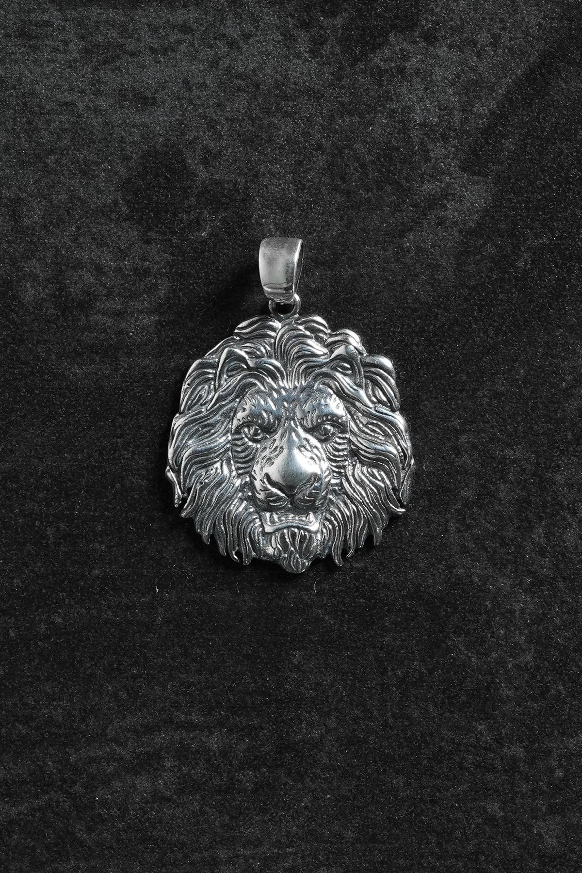 FRNCH 925 Ayar Gümüş Aslan Başı Figürlü Gümüş Renk Erkek Kolye Ucu FRKU-1038