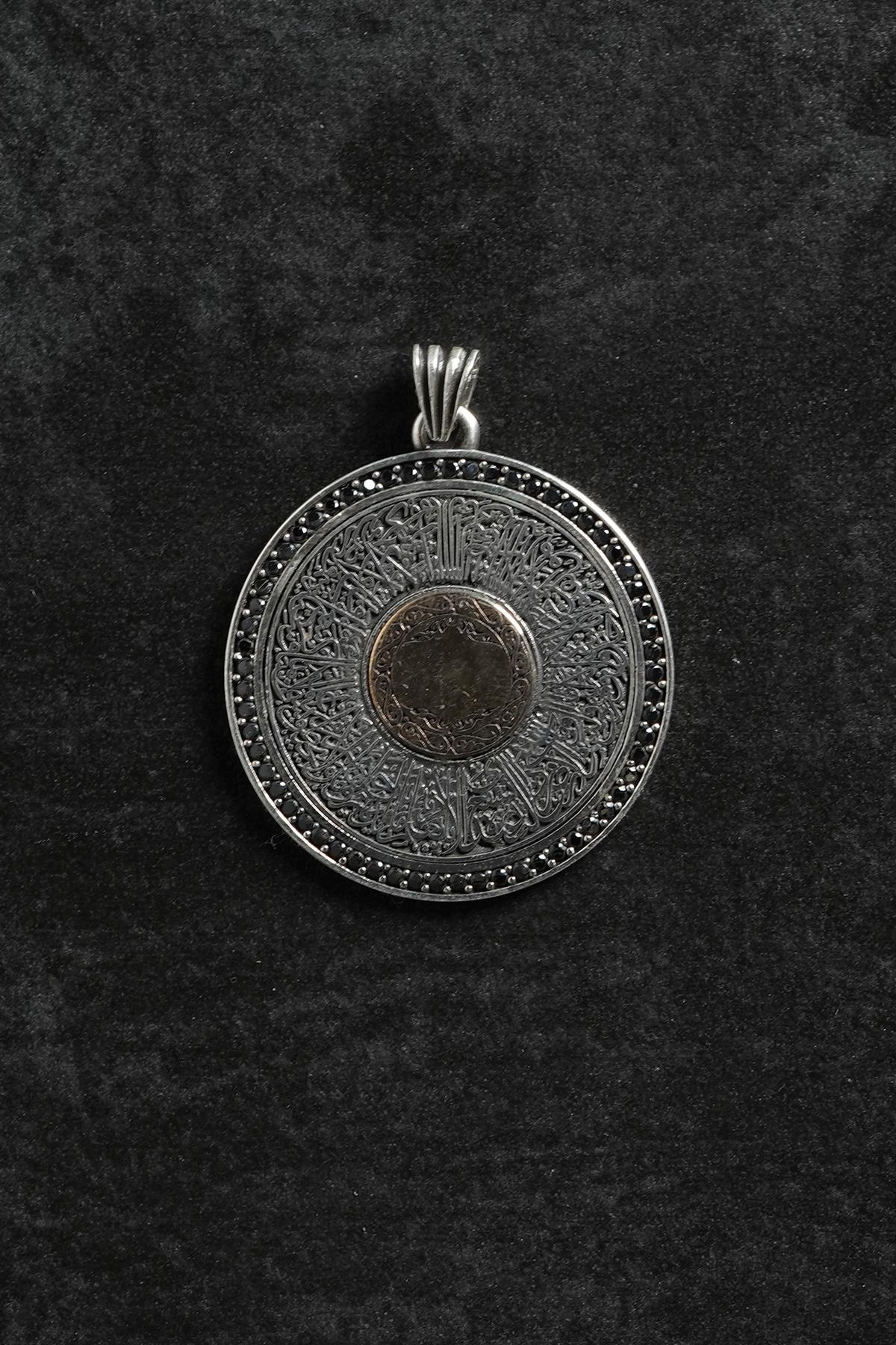 FRNCH 925 Ayar Gümüş Ayetel Kürsi Yazılı Figürlü Gümüş Renk Erkek Kolye Ucu FRKU-1113