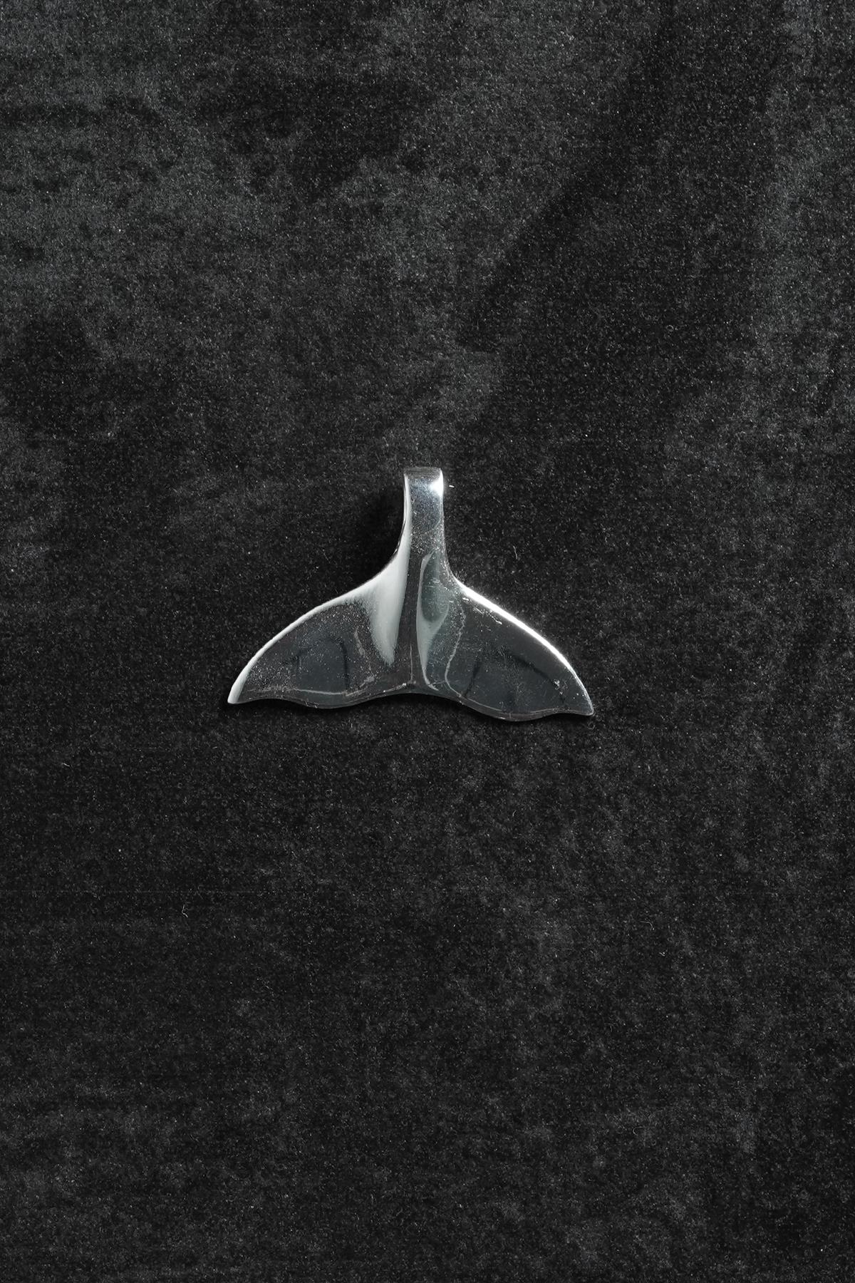 FRNCH 925 Ayar Gümüş Balina Kuyruğu Figürlü Gümüş Renk Erkek Kolye Ucu FRKU-1060