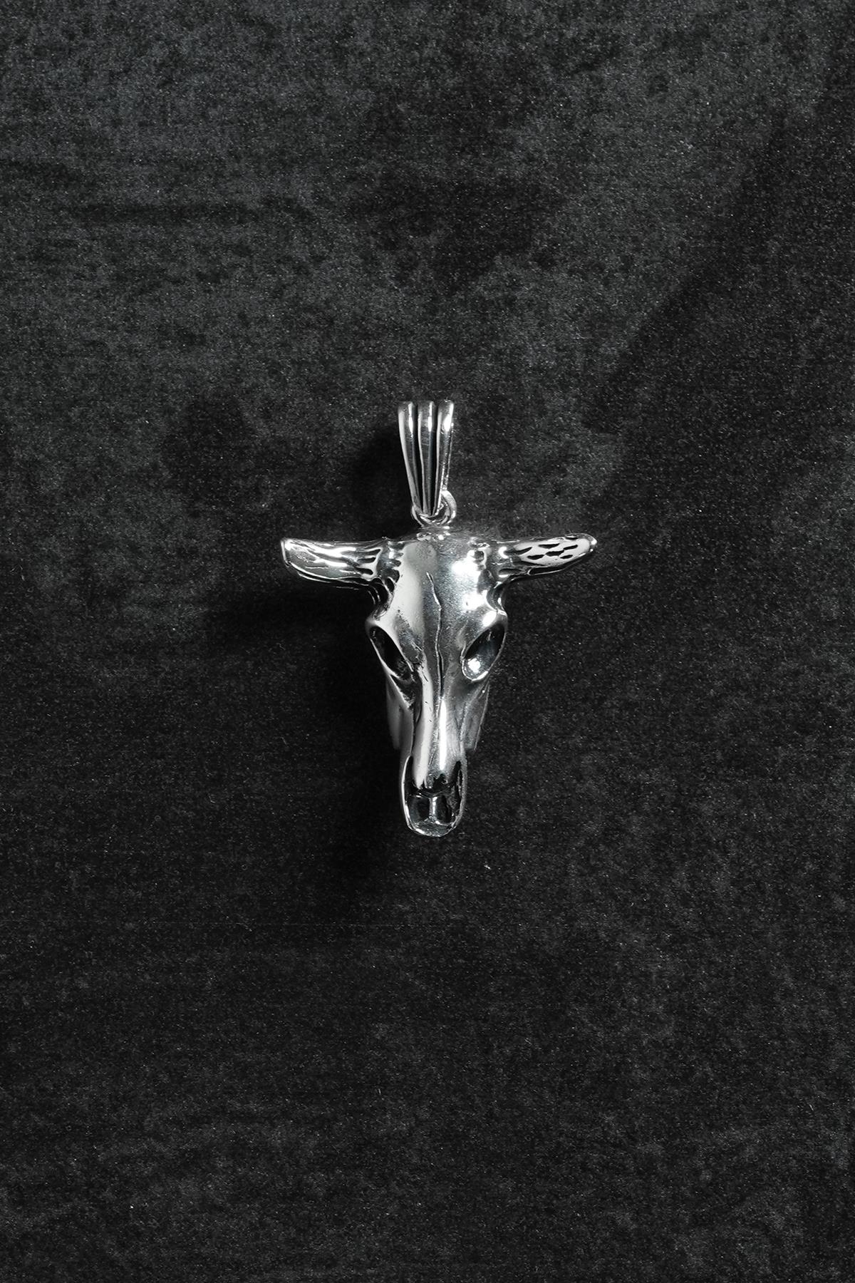 FRNCH 925 Ayar Gümüş Boğa Kafası Figürlü Gümüş Renk Erkek Kolye Ucu FRKU-1049