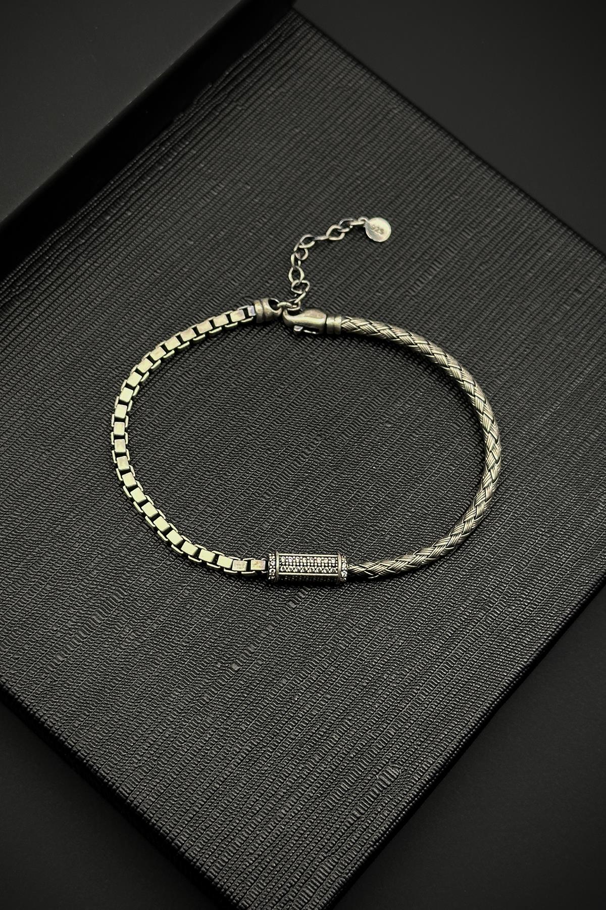 FRNCH 925 Ayar Gümüş İtalyan Model Beyaz Zirkon Taşlı Gümüş Renk Erkek Bileklik FRJ12228-3228-B