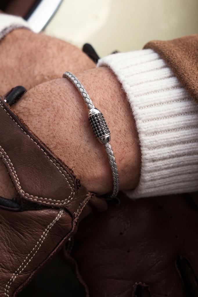 FRNCH 925 Ayar Gümüş İtalyan Model Siyah Zirkon Taşlı Gümüş Renk Erkek Bileklik FRJ12746-3746-A