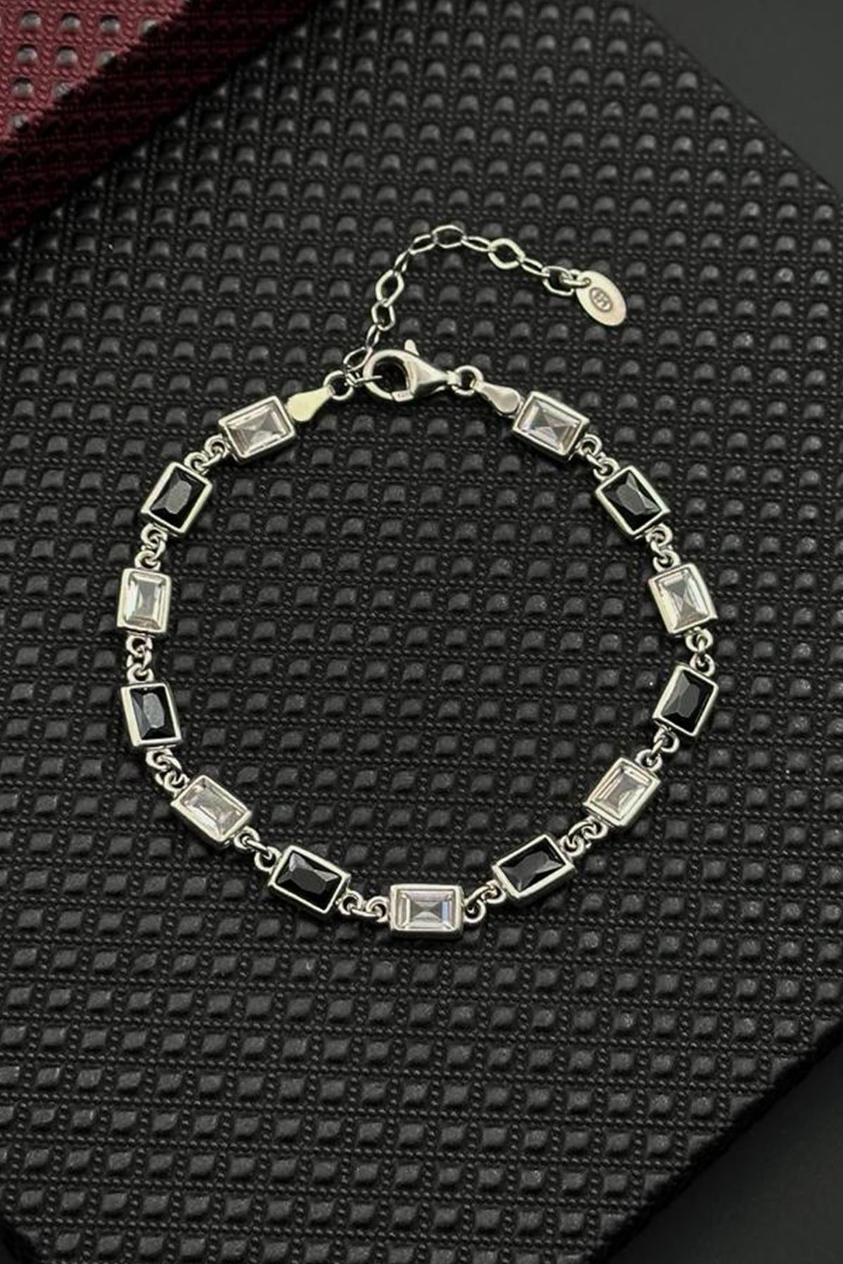 FRNCH 925 Ayar Gümüş Siyah-Beyaz Zirkon Taşlı Gümüş Renk Erkek Bileklik FRJ12677-3677-SB