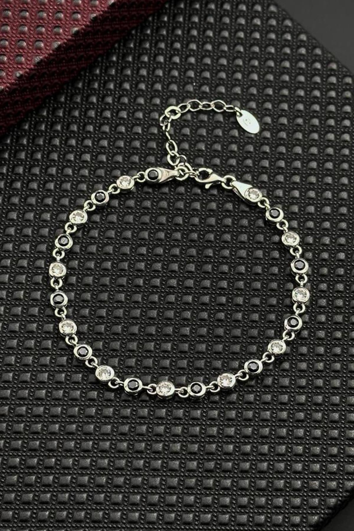 FRNCH 925 Ayar Gümüş Siyah-Beyaz Zirkon Taşlı Gümüş Renk Erkek Bileklik FRJ12720-3720-SB