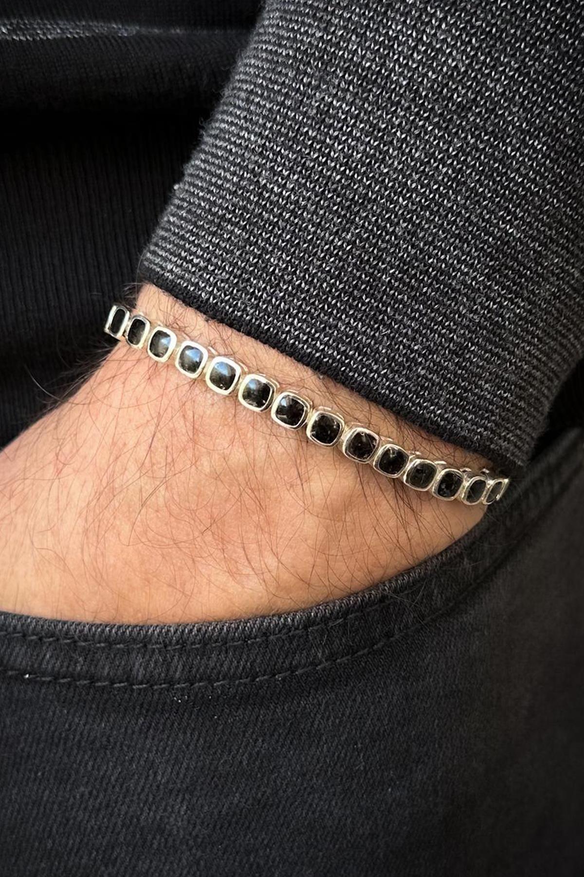 FRNCH 925 Ayar Gümüş Siyah Doğal Taşlı Gümüş Renk Erkek Bileklik FRJ12678-3678-S