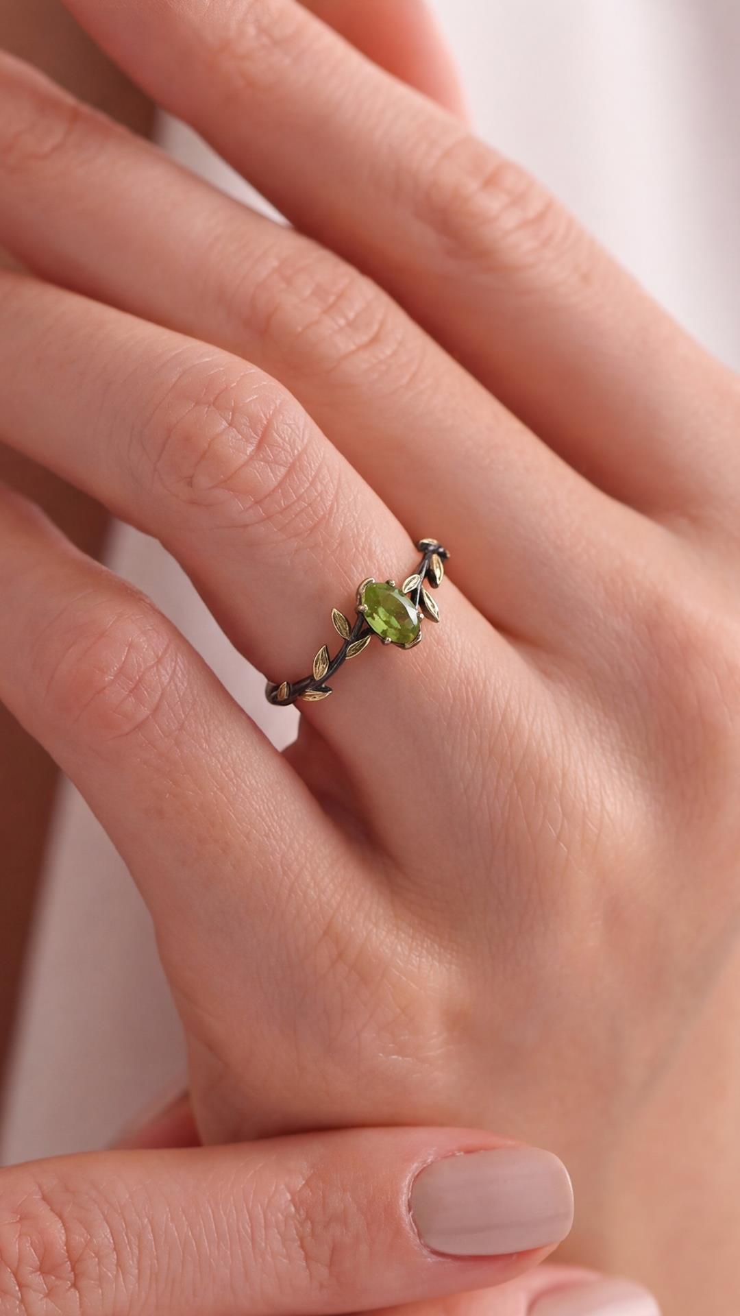 FRNCH 925 Ayar Gümüş Yeşil Peridot Taşlı Füme Renk Kadın Yüzük FRJ60094-194-BY