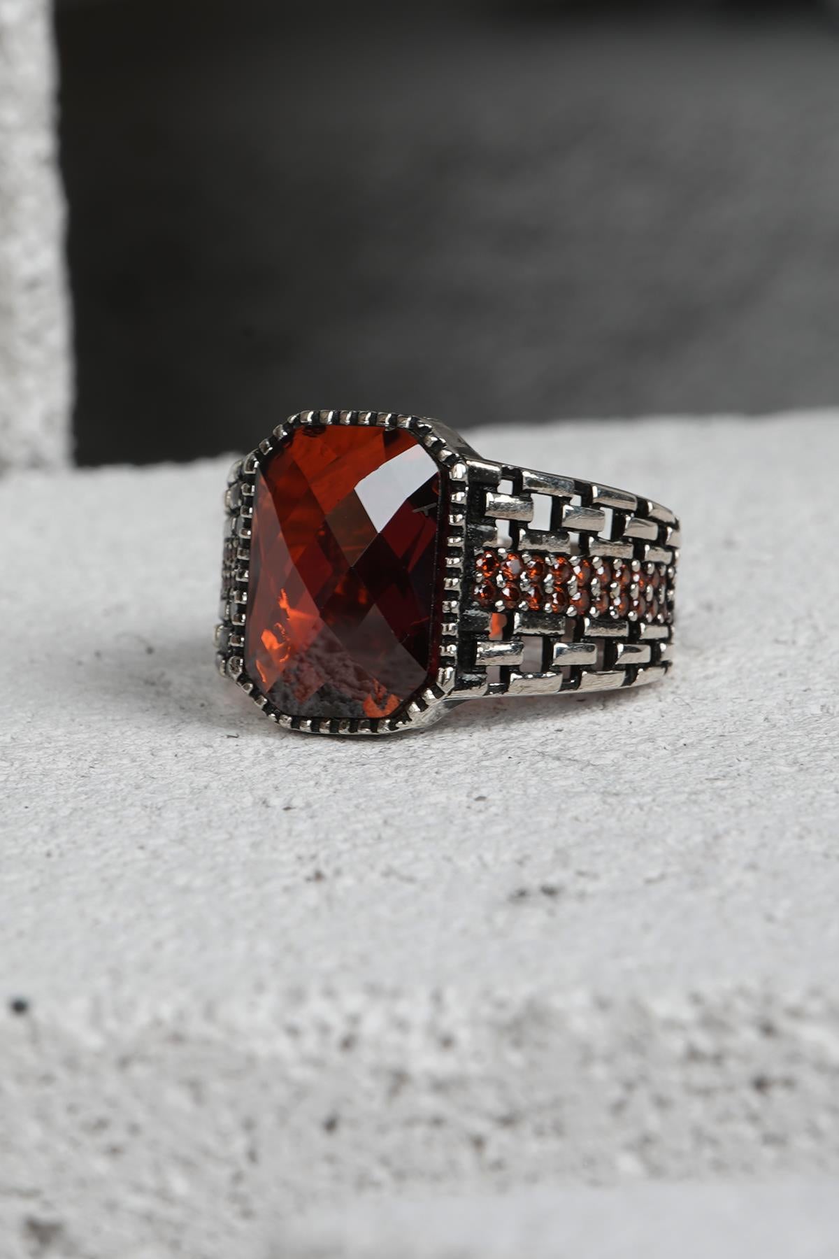 FRNCH 925 Ayar Gümüş Zirkon Taşlı Kahverengi Renkli Erkek Yüzük FRJ60093-193-K26