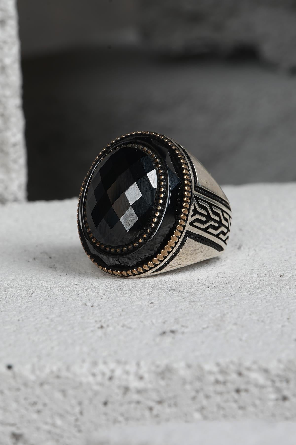 FRNCH 925 Ayar Gümüş Zirkon Taşlı Siyah-Altın Renkli Erkek Yüzük FRJ60093-193-AG15