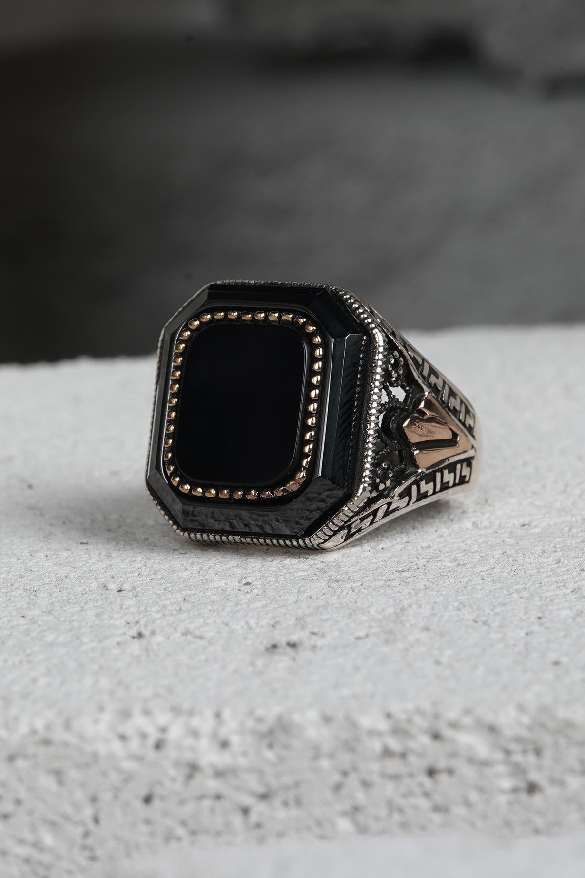 FRNCH 925 Ayar Gümüş Zirkon Taşlı Siyah-Altın Renkli Erkek Yüzük FRJ60093-193-AG23