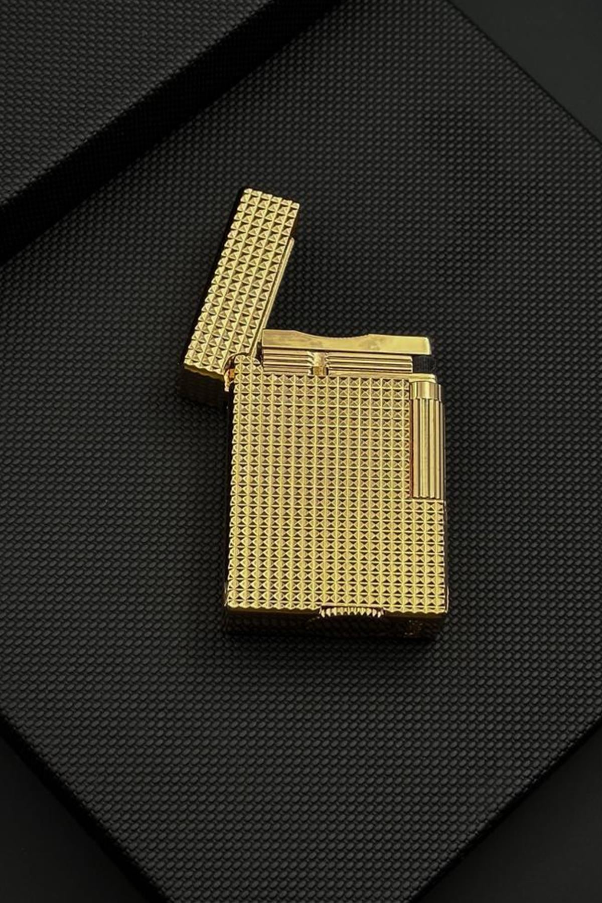 FRNCH Desenli Altın Renkli Gazlı Çakmak FRJ70029-129-G