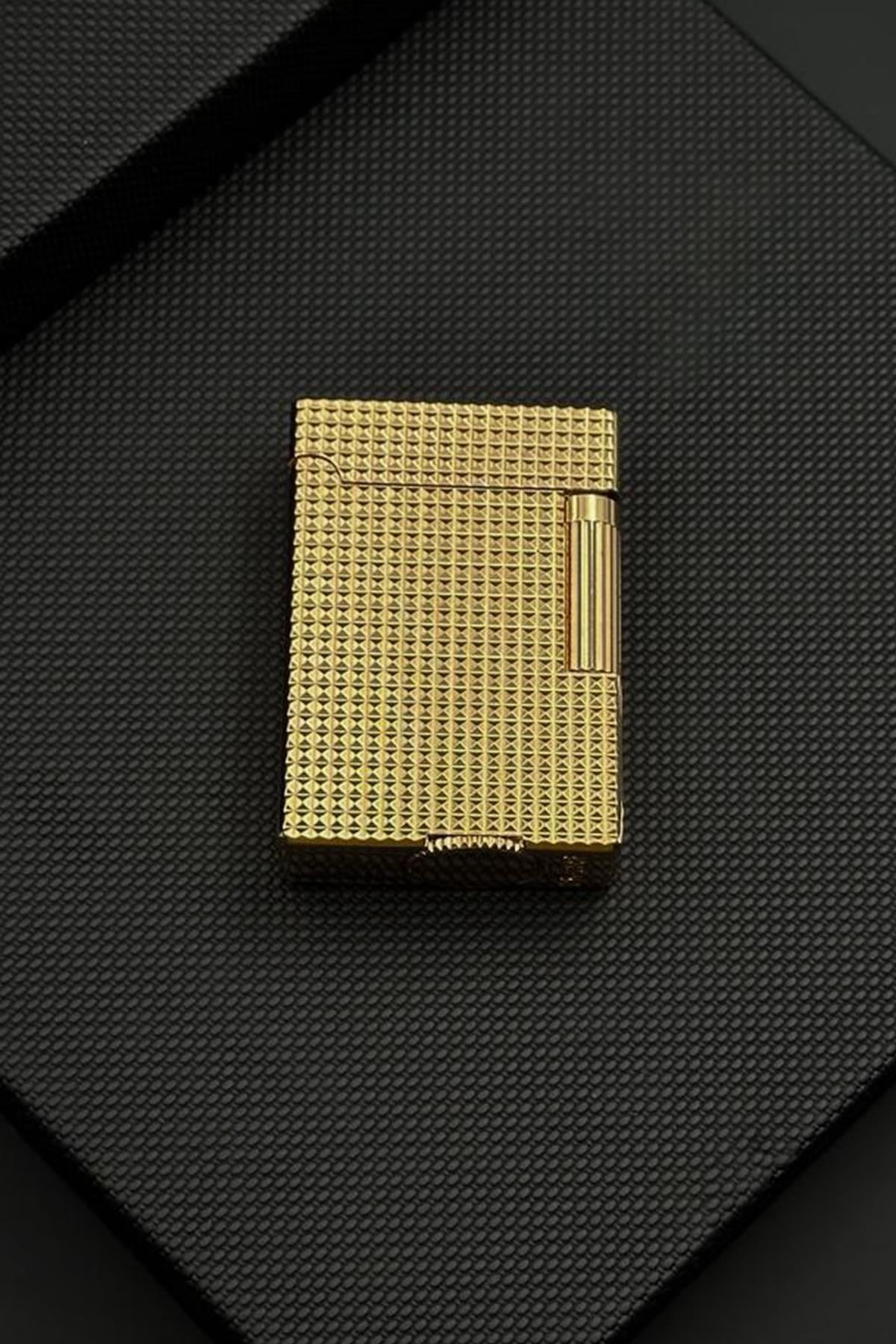 FRNCH Desenli Altın Renkli Gazlı Çakmak FRJ70029-129-G