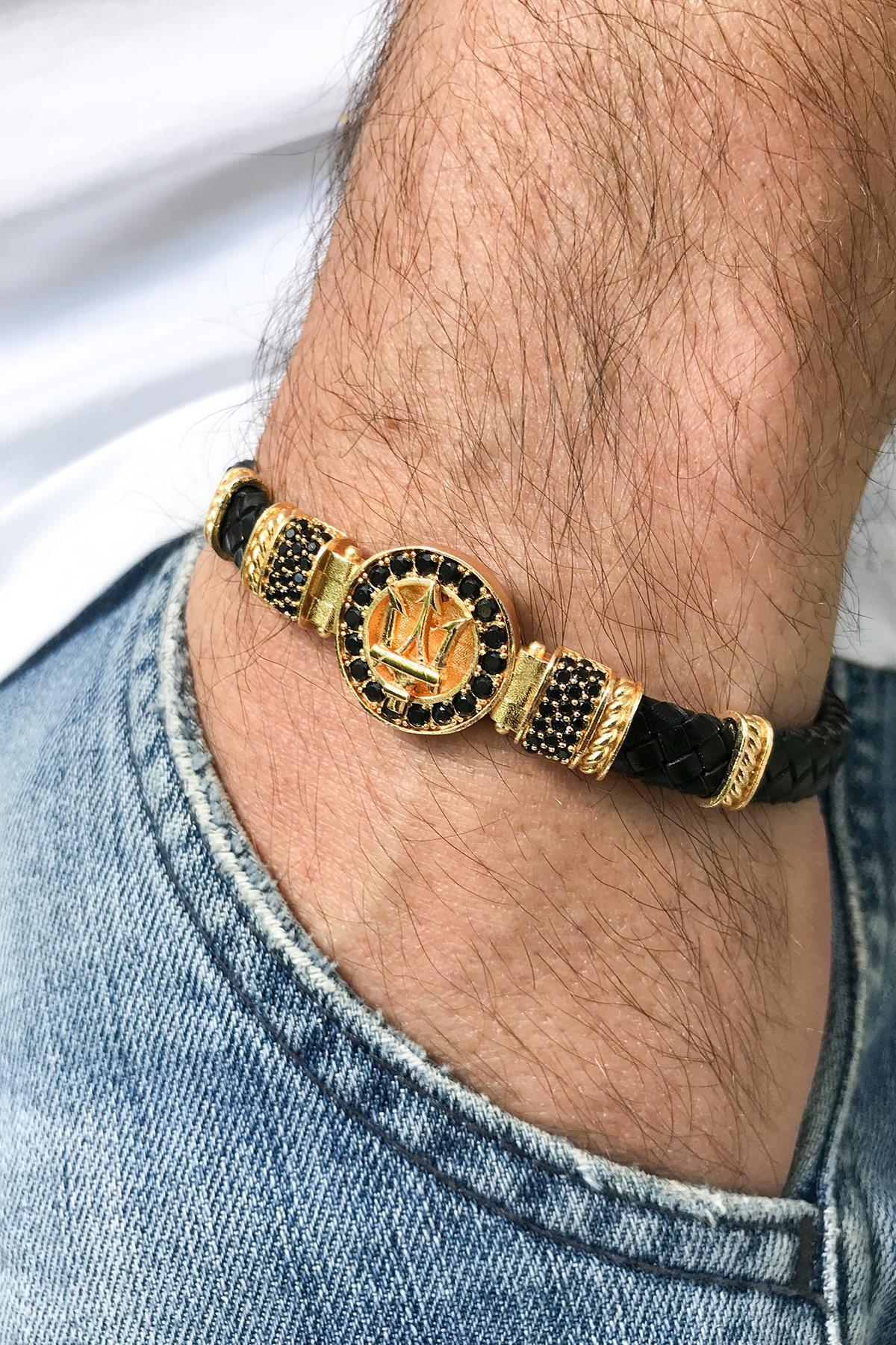 FRNCH Poseidon Figürlü Zirkon Taşlı Gold Renkli Gerçek Deri Erkek Bileklik FRJ11203-1303-G