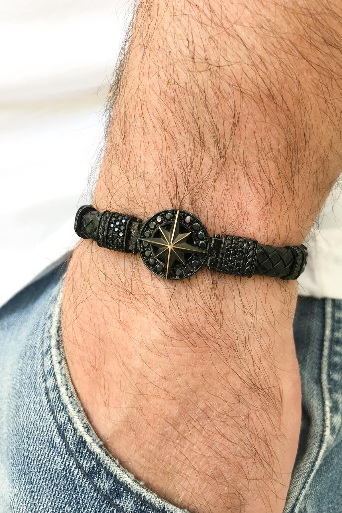 FRNCH Pusula Figürlü Zirkon Taşlı Mat Siyah-Açma Renk Gerçek Deri Erkek Bileklik FRJ11201-1301-B2B3